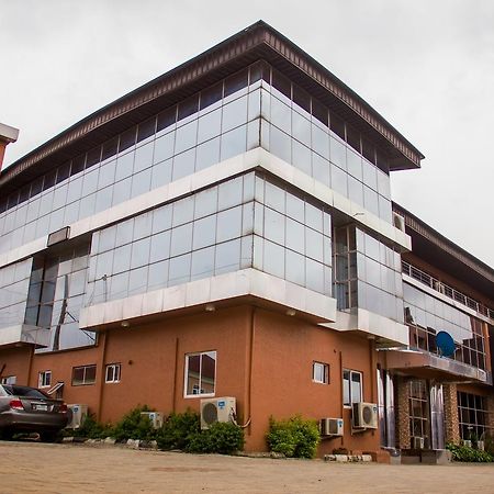 Glasshouse Hotel And Suites Egba Kültér fotó